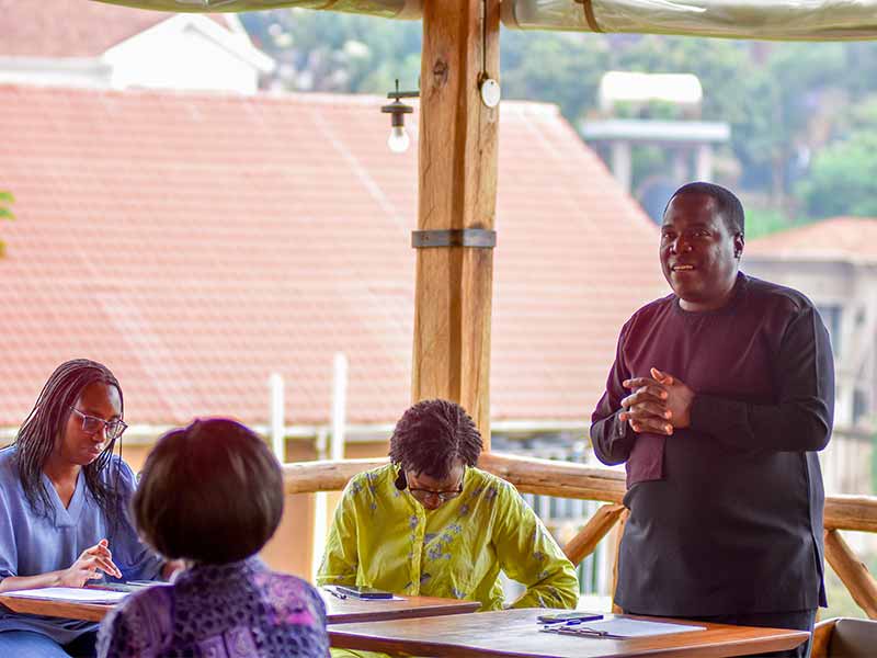 ICCC business clinic discussion among entrepreneurs