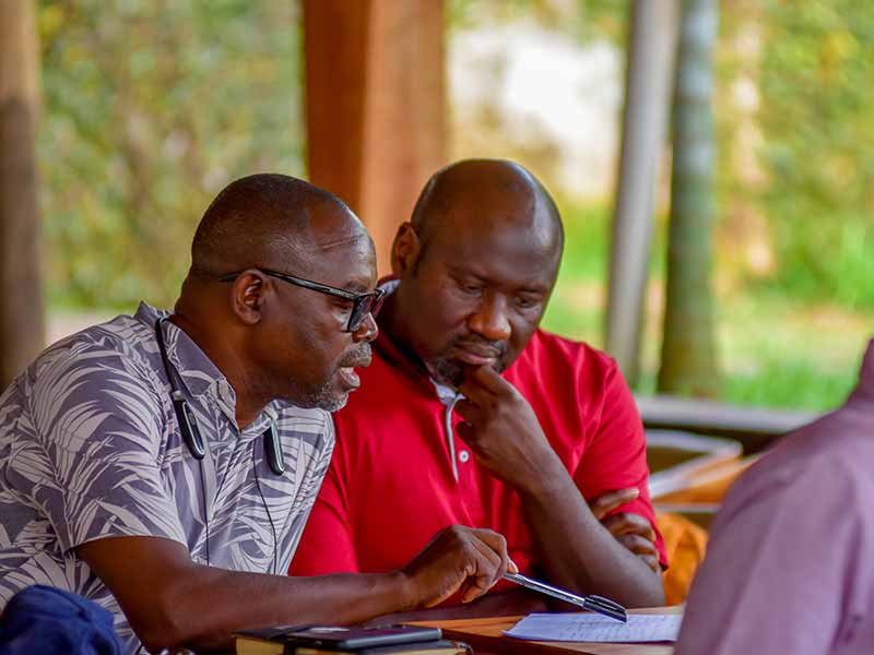 Entrepreneurs brainstorming ideas at ICCC Business Clinic